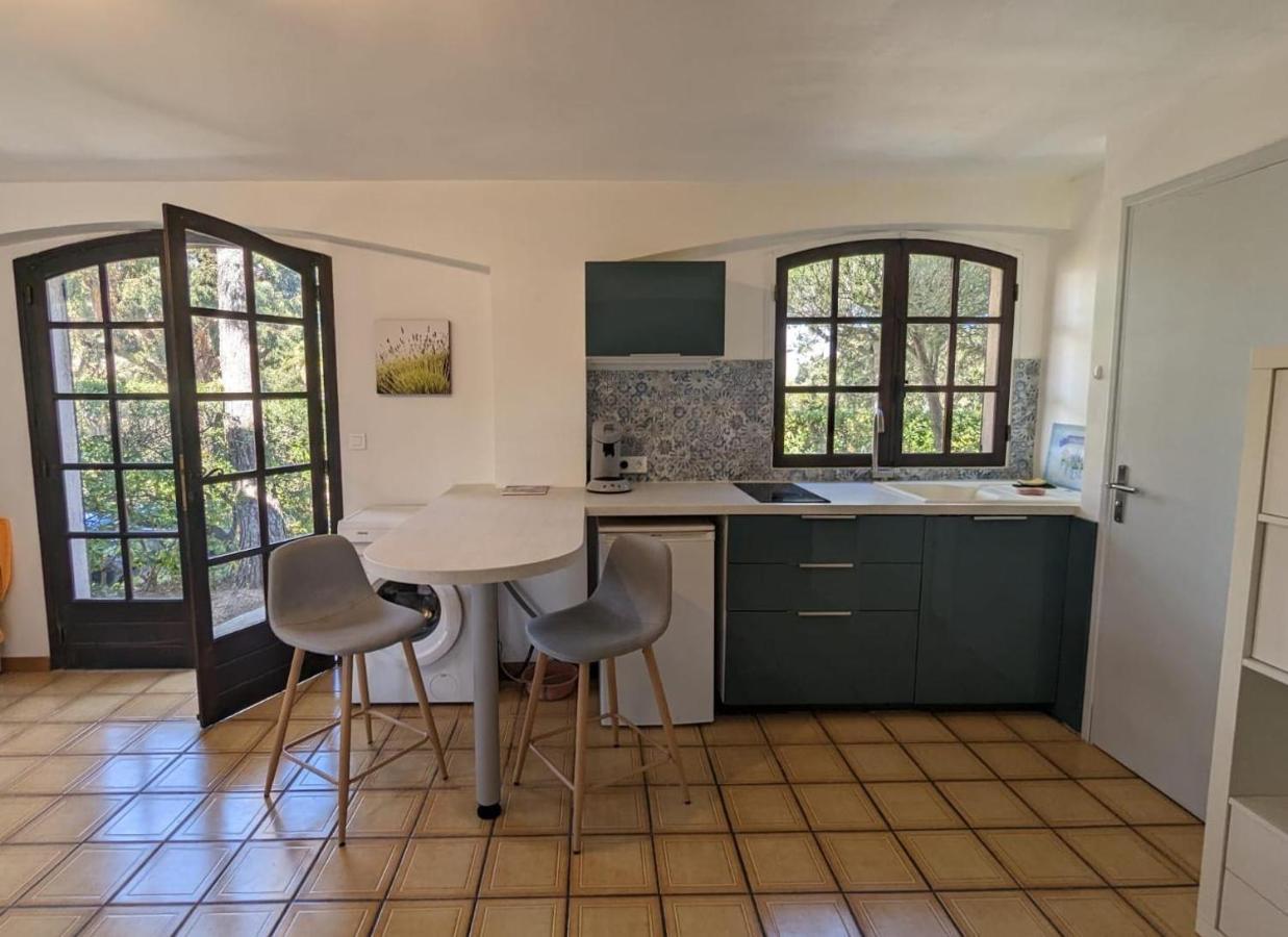 Eucalyptus, Calme Entoure De Verdure Et Pres De La Mer Saint Aygulf Luaran gambar